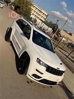 جیپ گراند شیرۆکی